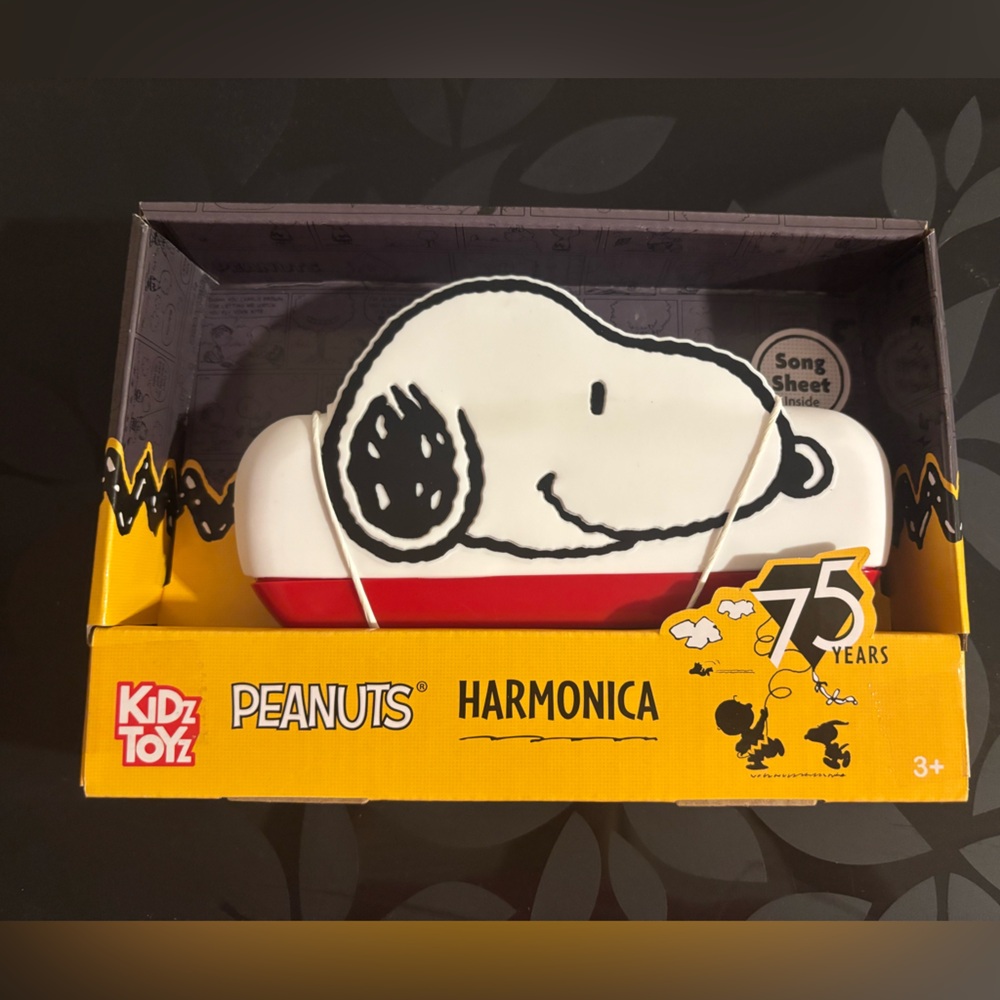 Peanuts Snoopy Harmonica Instrument with song sheet - 75 Anniversary